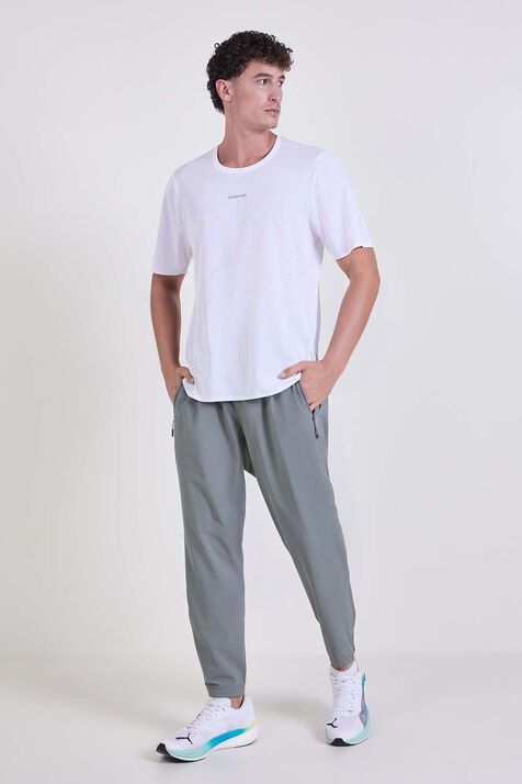 M Fast and Free Short-Sleeve Shirt